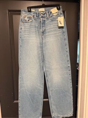 Light Blue Mid Rise 90s Baggy Women’s Jeans